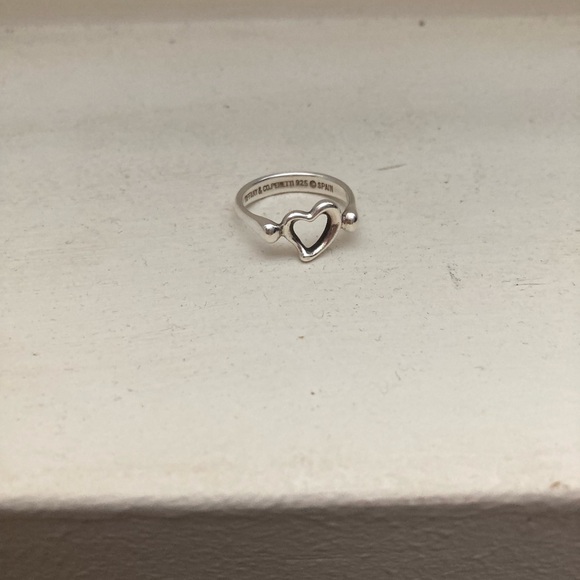 Tiffany and Co. Open heart ring - Picture 4 of 4